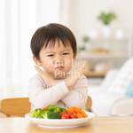 野菜を嫌がる子供